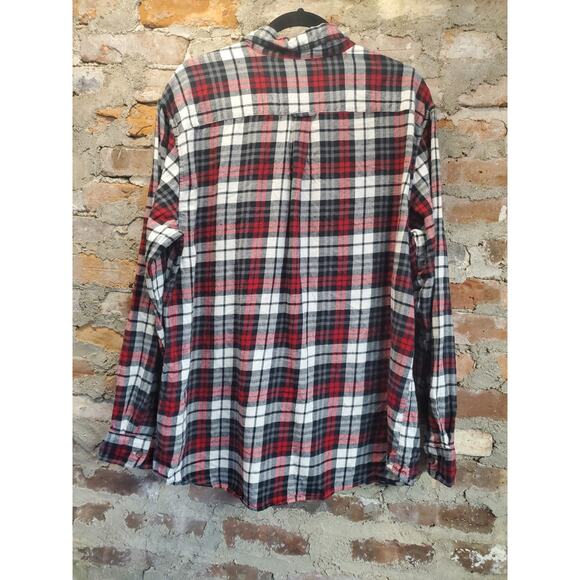 Chaps Mens Sz XL Performance Flannel Shirt Red Black Plaid Button Long Sleeve T - Picture 2 of 3
